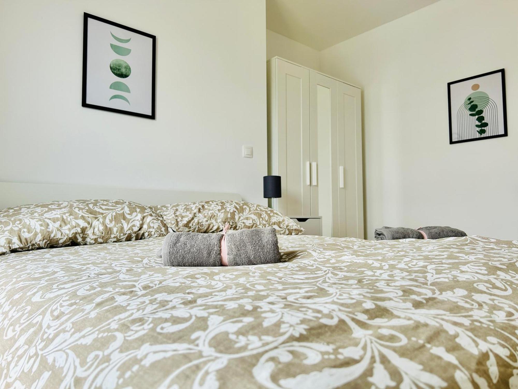 Modern Apartment With Balcony & Free Parking - Nearby Metro Viyana Dış mekan fotoğraf