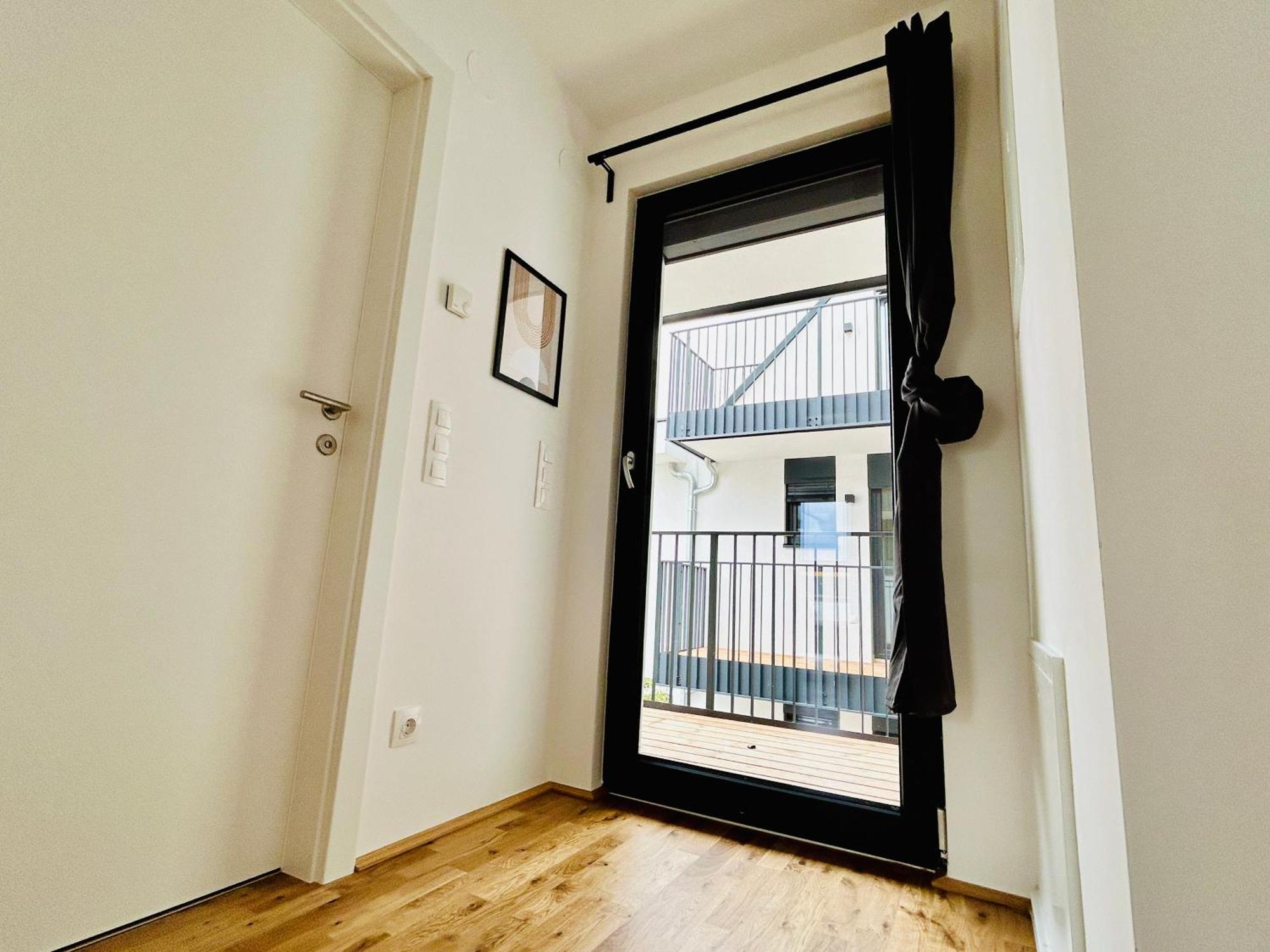 Modern Apartment With Balcony & Free Parking - Nearby Metro Viyana Dış mekan fotoğraf