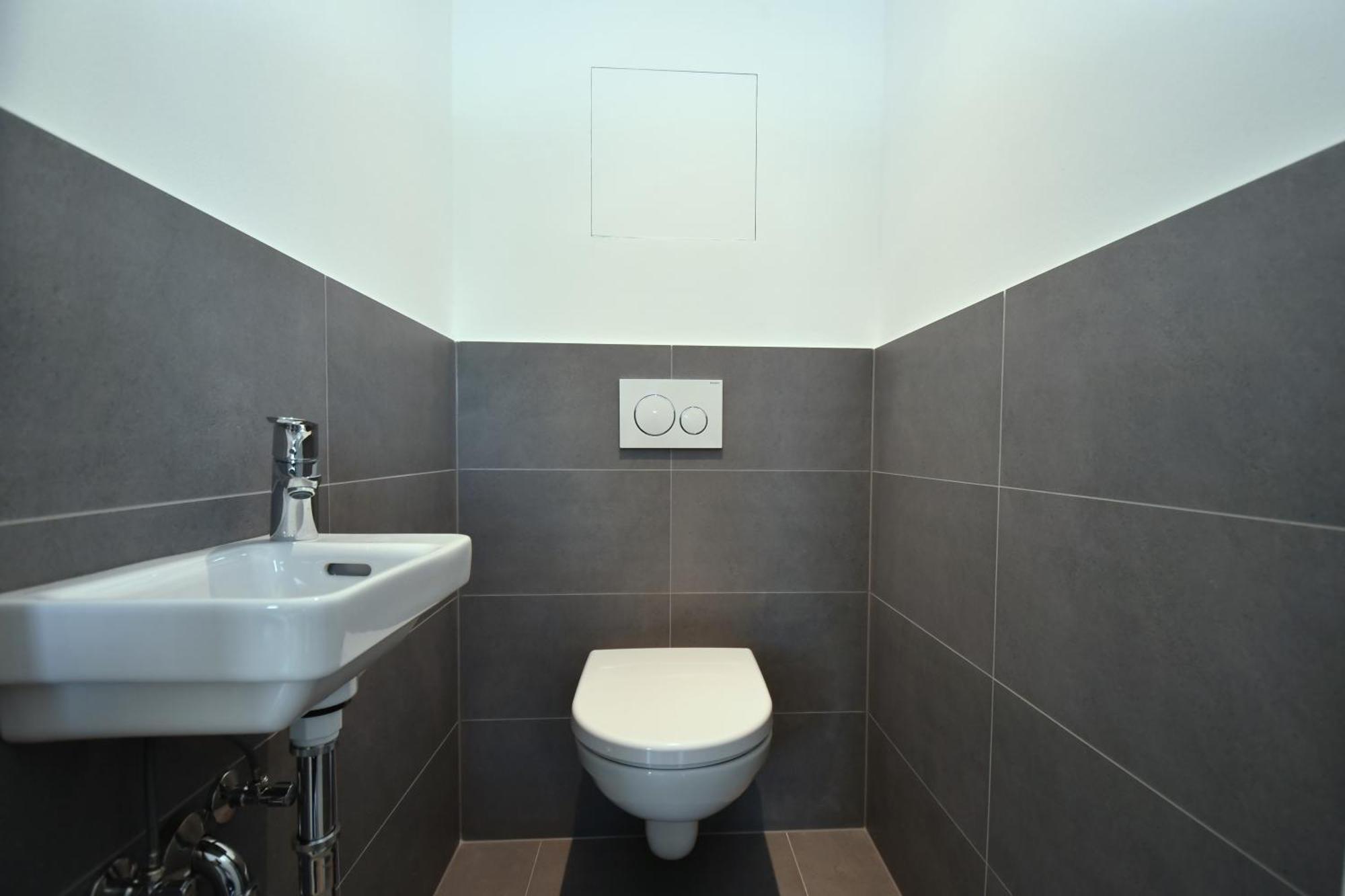 Modern Apartment With Balcony & Free Parking - Nearby Metro Viyana Dış mekan fotoğraf